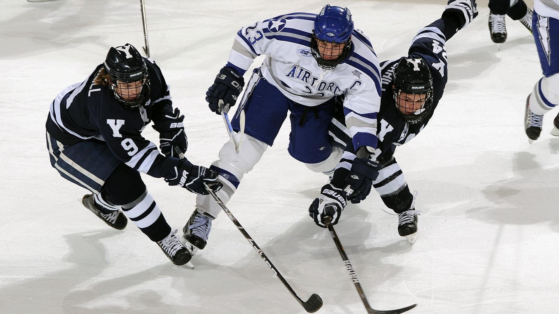 LOL赛场英雄操作极致精彩，我lol赛场