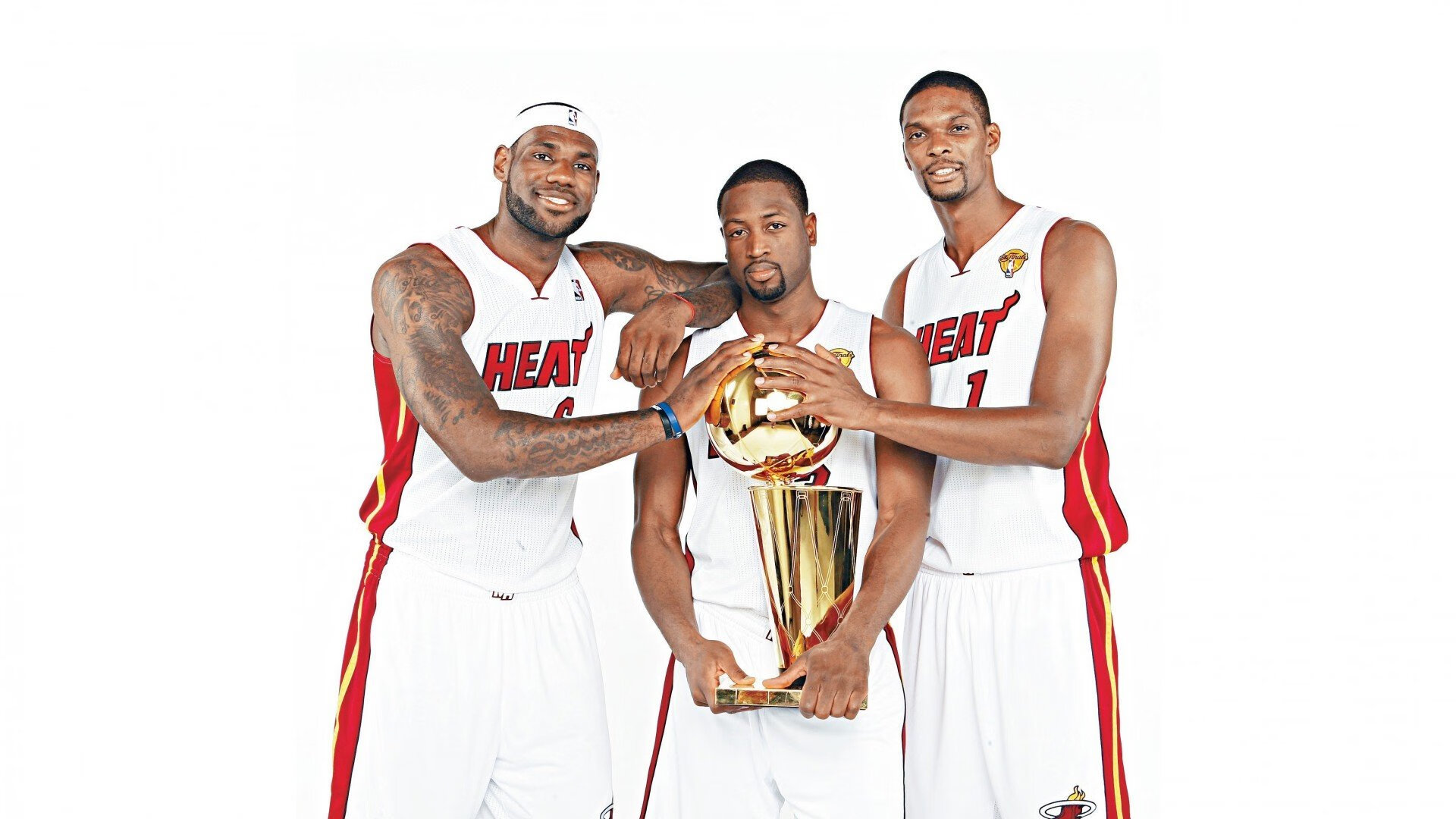 中国男篮的坚持赢得掌声，中国男篮虽败犹荣