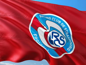 曼城继续保持欧冠不败，4-1大胜多特，福登与哈兰德再创佳绩，福登 曼联